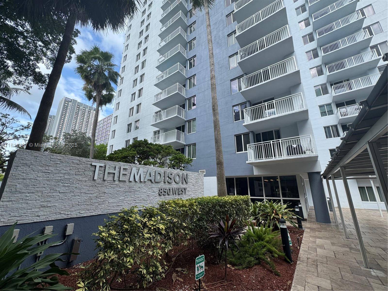 Miami, FL 33136,850 N Miami Ave #W-1903