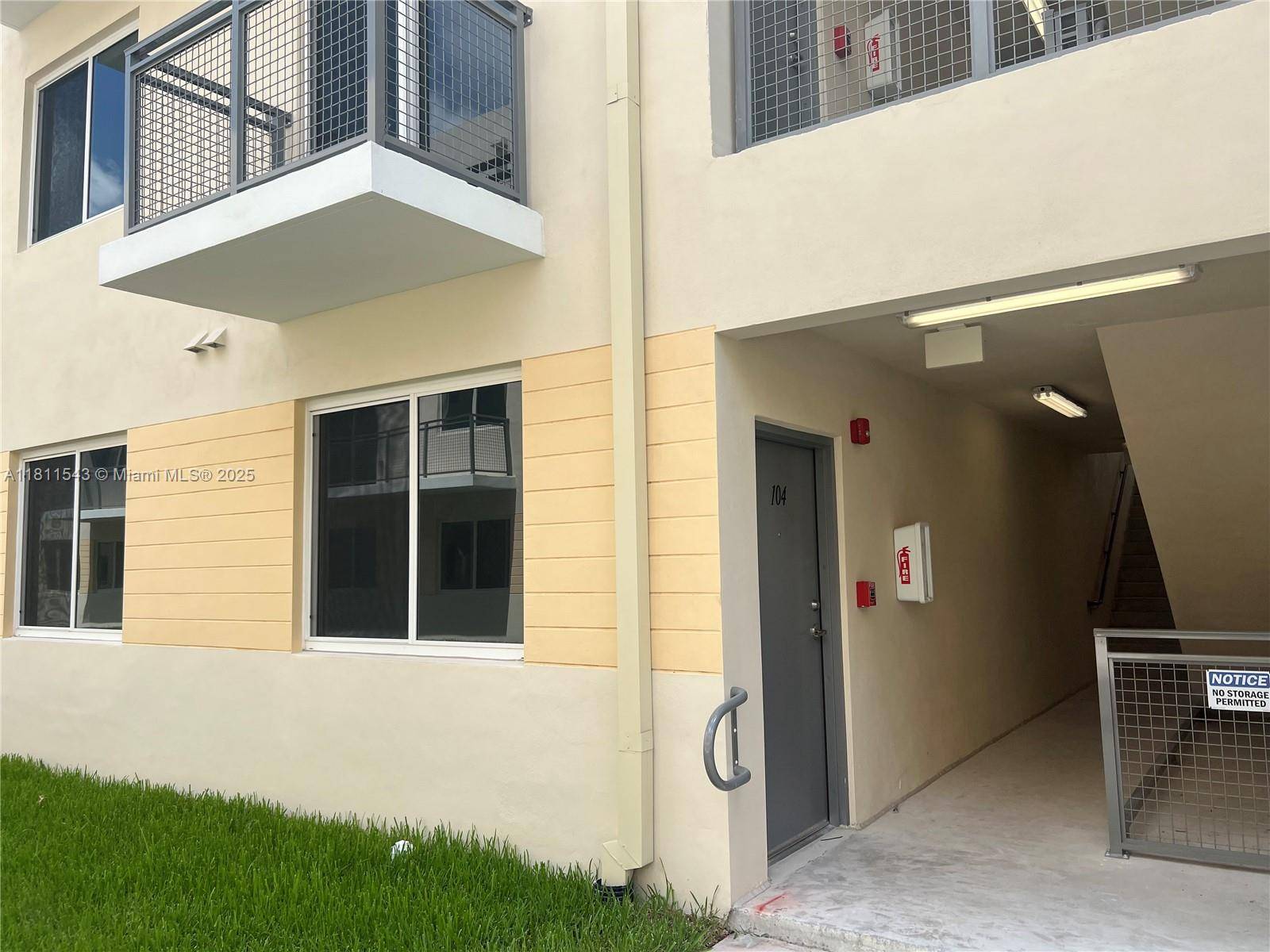 Miami, FL 33144,1010 SW 69th Ave #104
