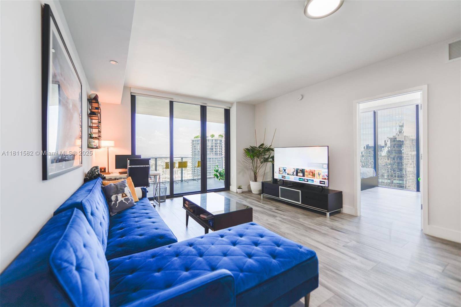 Miami, FL 33131,1010 Brickell Ave #4411