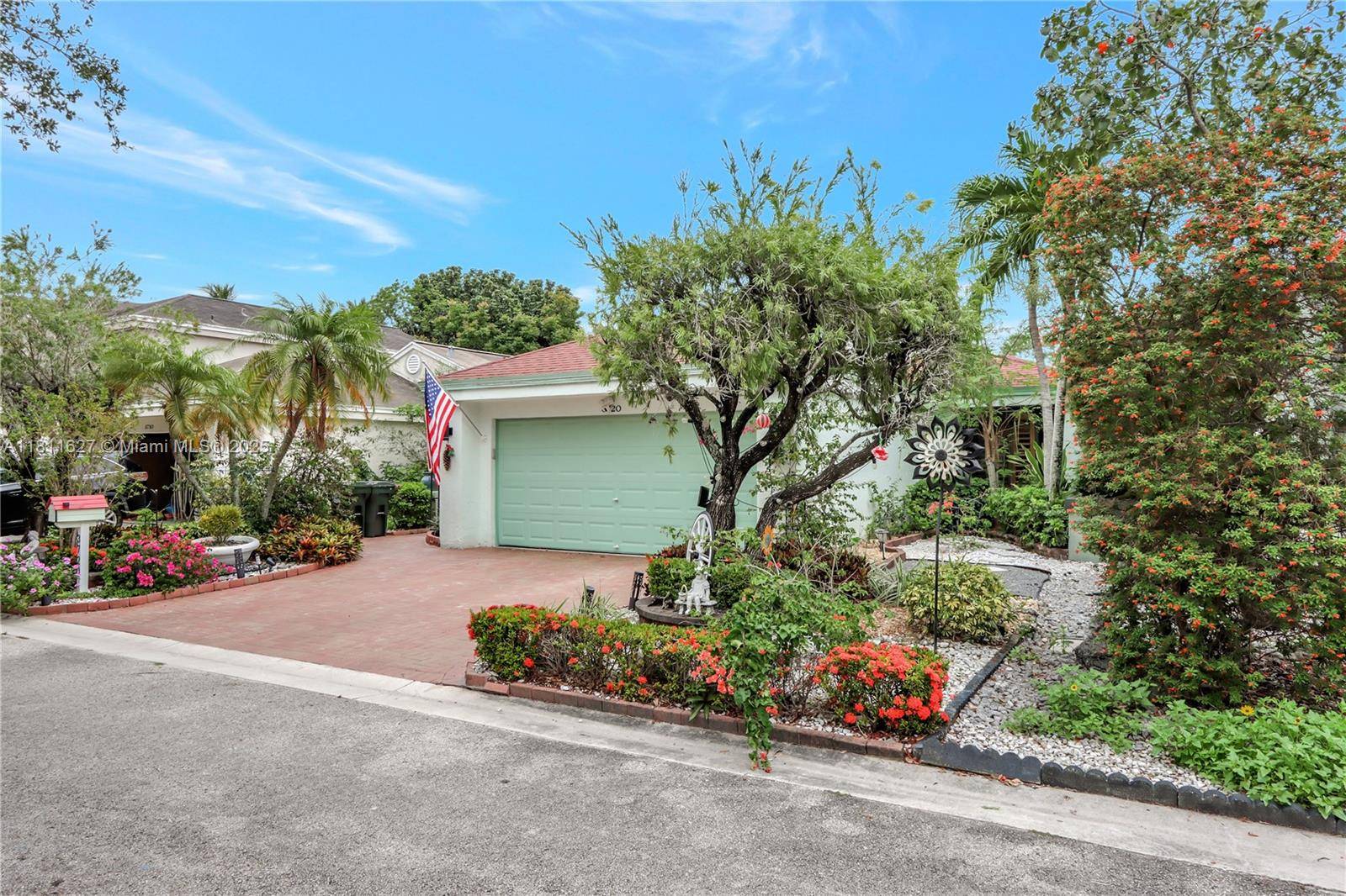 Coconut Creek, FL 33066,3720 NW 20th St