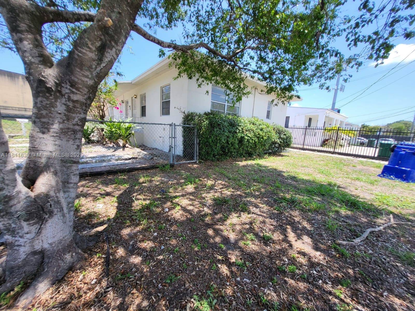 Miami, FL 33150,640 - 642 NW 77th St