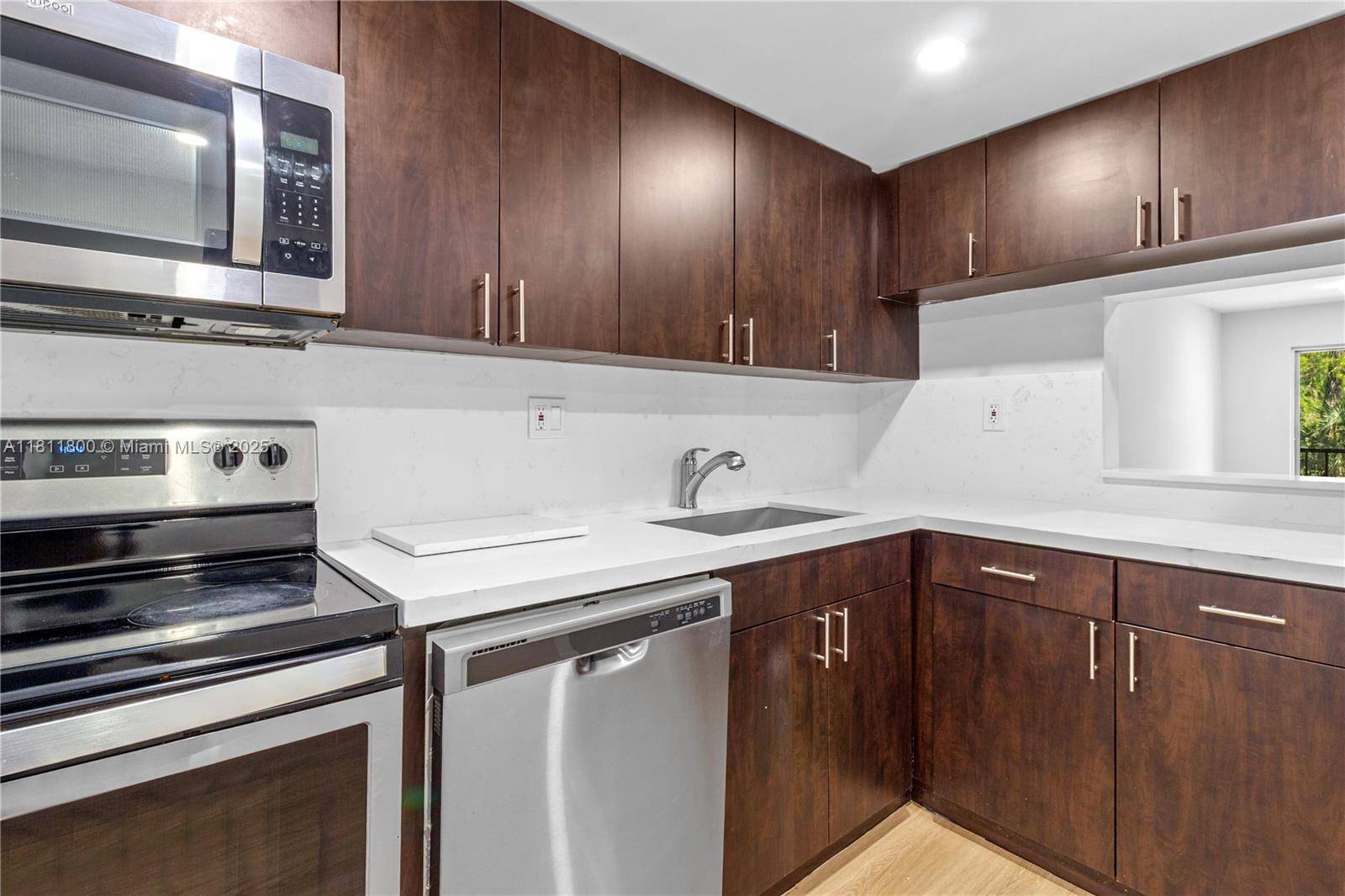 Tamarac, FL 33321,7900 S Colony Circle #206