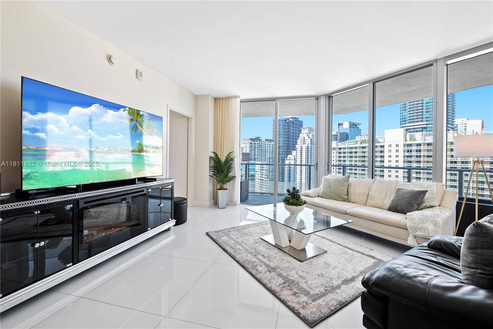 Miami, FL 33131,1300 Brickell Bay Dr #3607