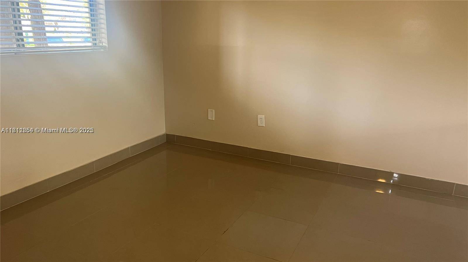 Pembroke Pines, FL 33025,Address not disclosed