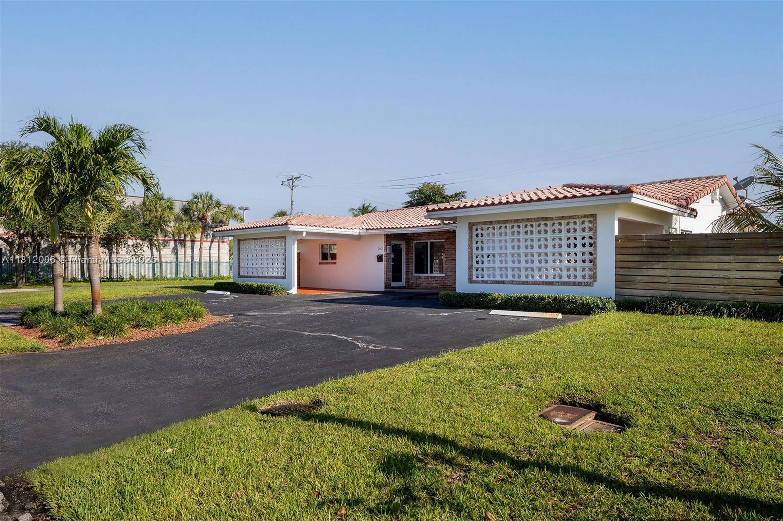 Fort Lauderdale, FL 33306,2601 NE 34th St #1-2