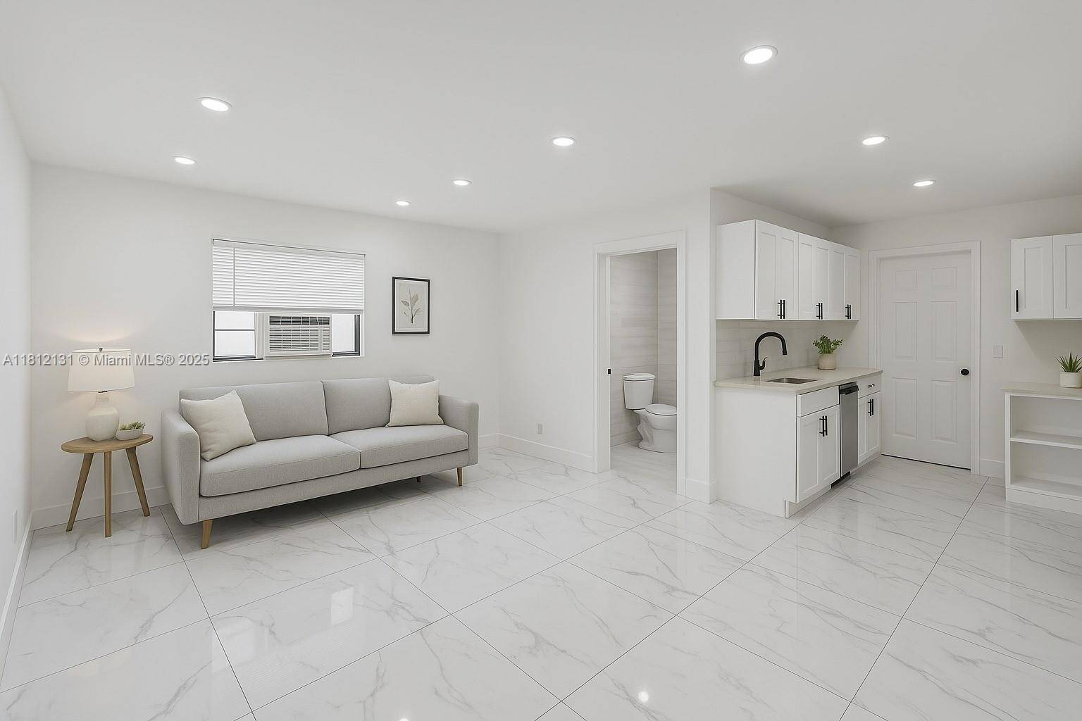 Hollywood, FL 33023,5740 Mayo St #4