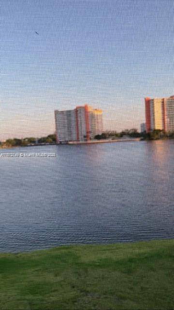 Miami, FL 33179,1302 NE 191st St #A219