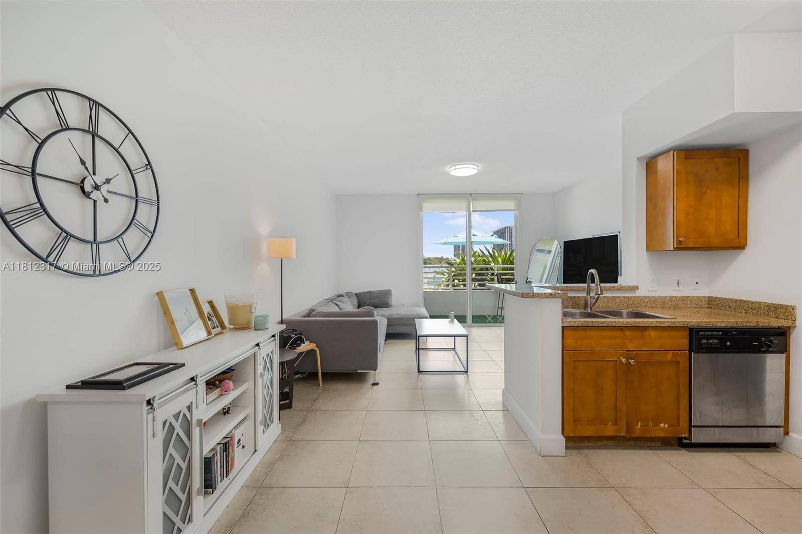 Miami, FL 33129,1723 SW 2nd Ave #502