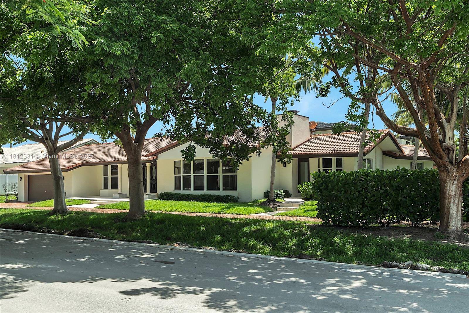Sea Ranch Lakes, FL 33308,9 Gatehouse Rd