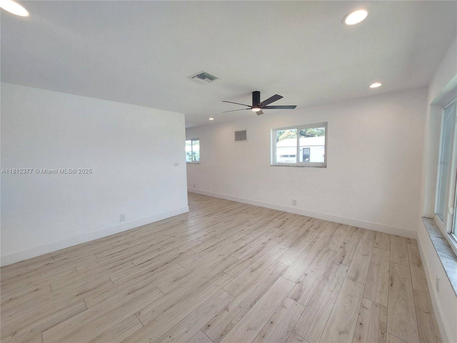 Tamarac, FL 33309,4579 NW 16th Way