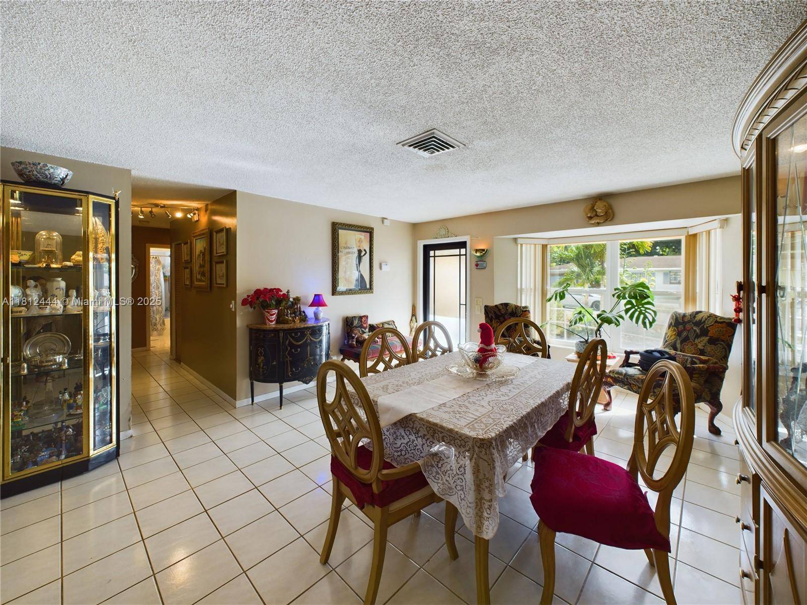 Cooper City, FL 33328,10221 SW 50th Ct