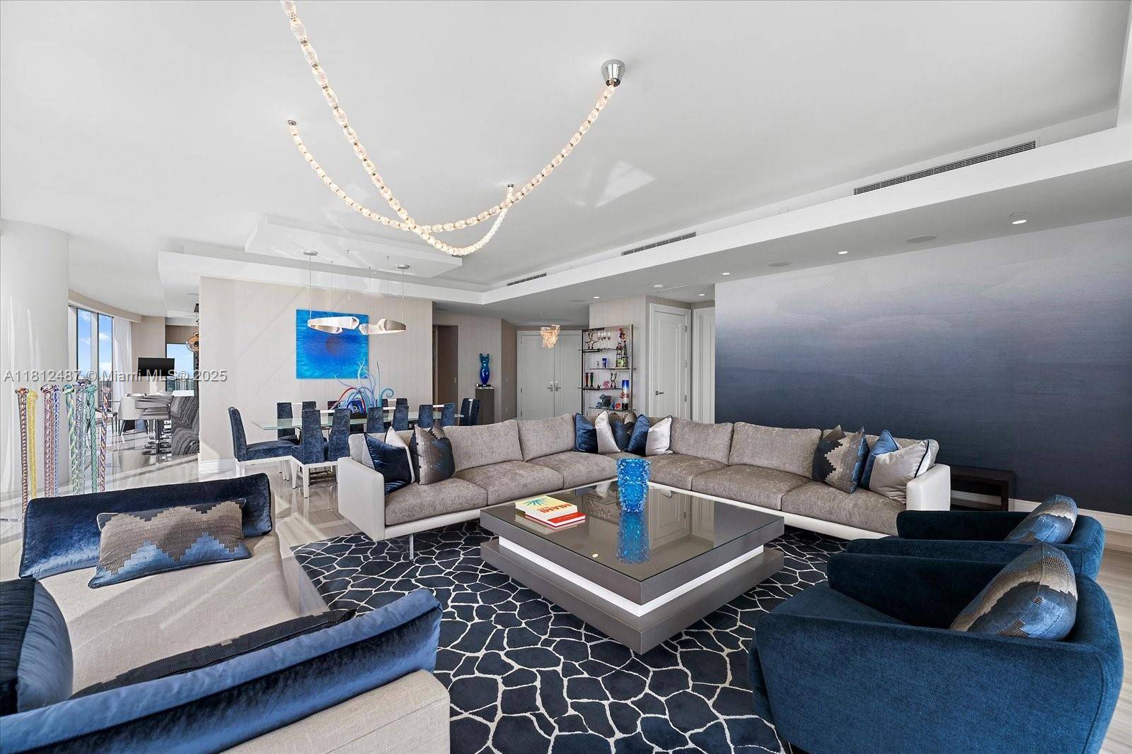 Sunny Isles Beach, FL 33160,17901 Collins Ave #3004