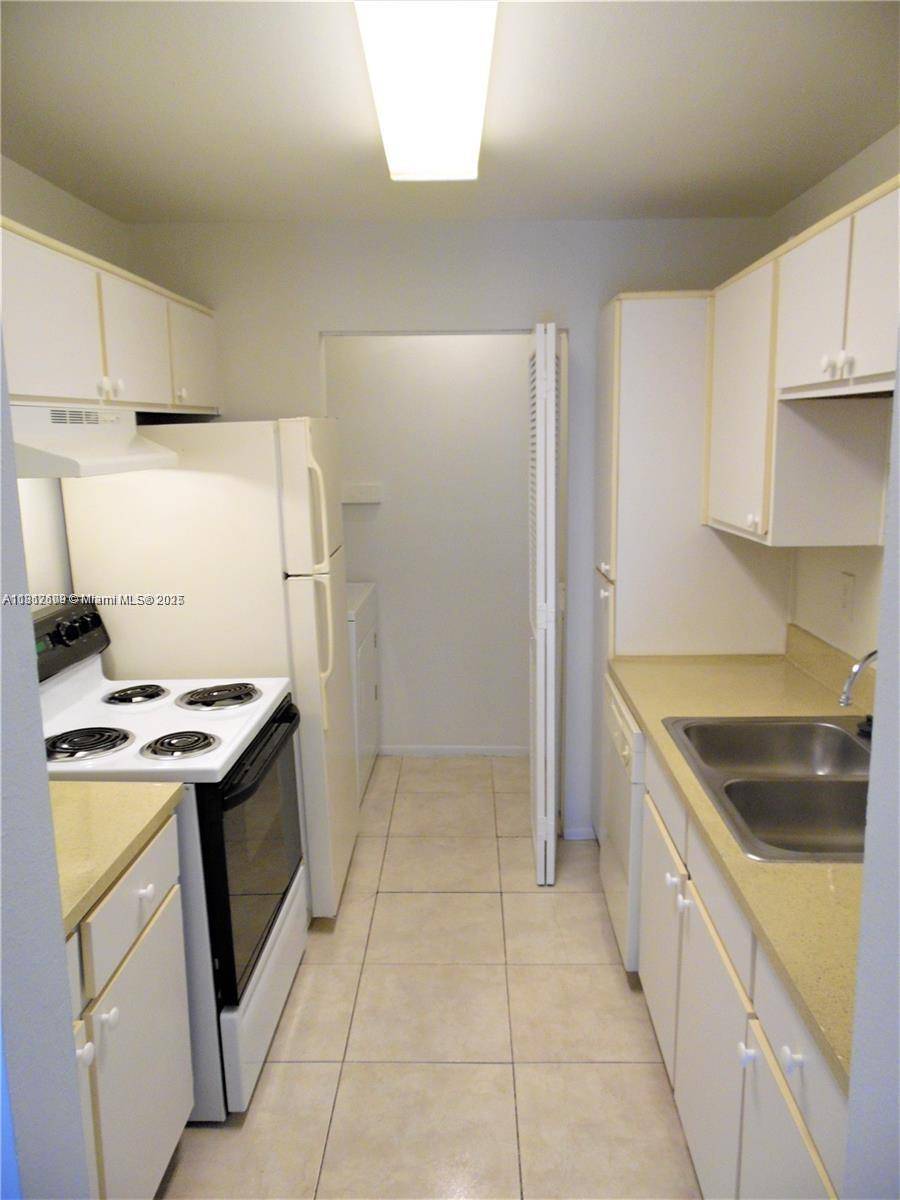 Sunrise, FL 33351,3987 NW 87th Ave #3987