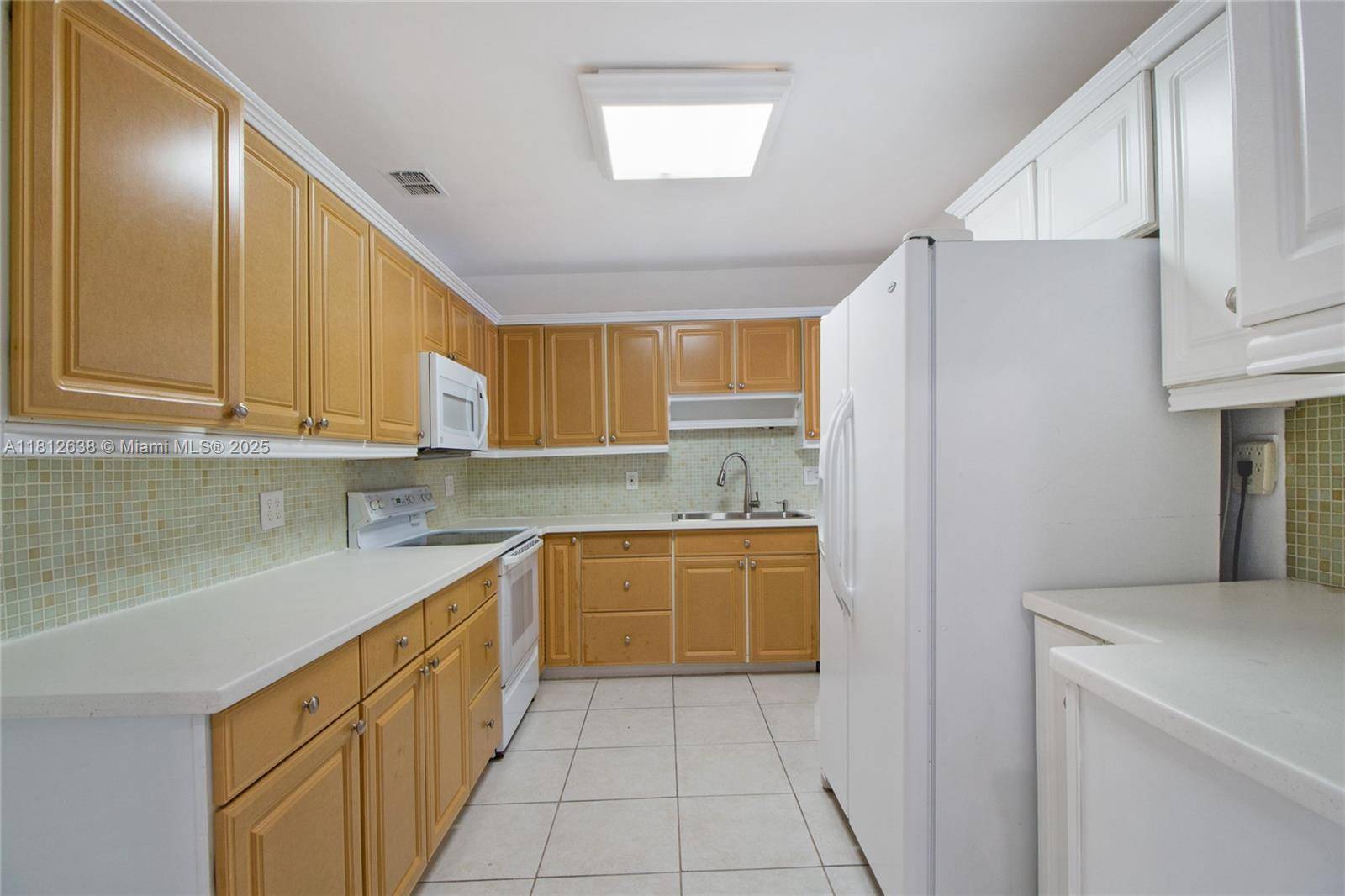Key Biscayne, FL 33149,119 Harbor Dr