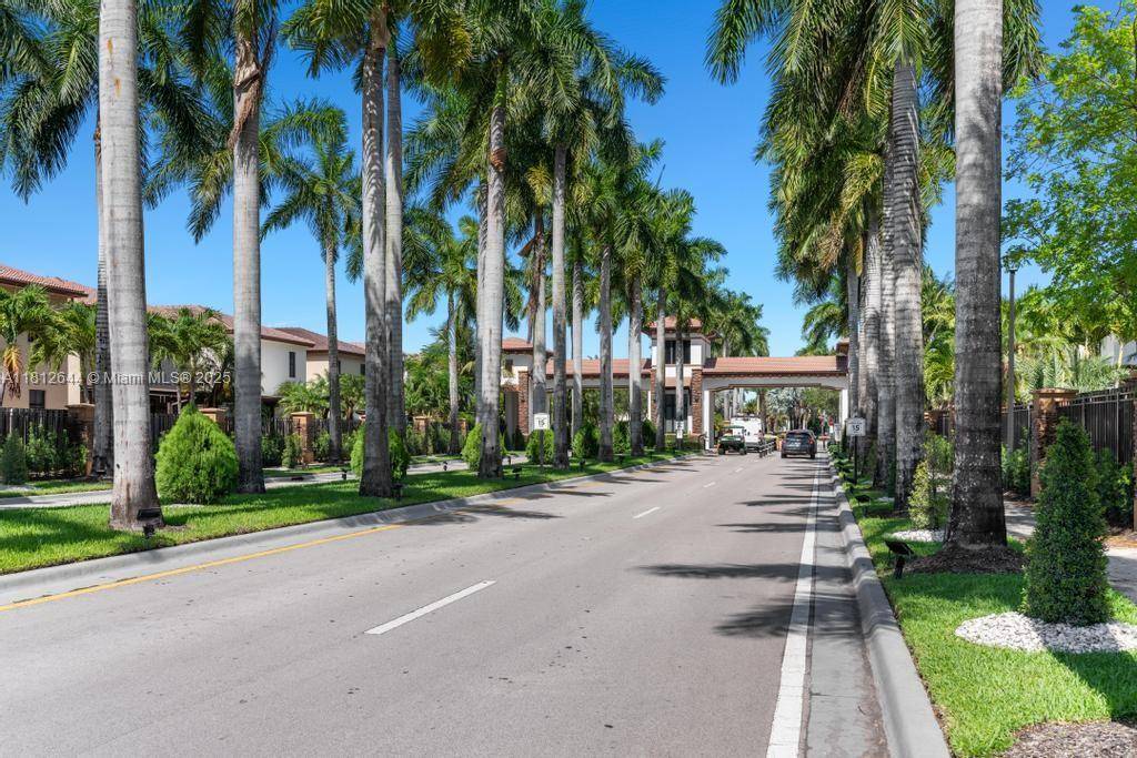 Doral, FL 33178,10023 NW 89th Ter