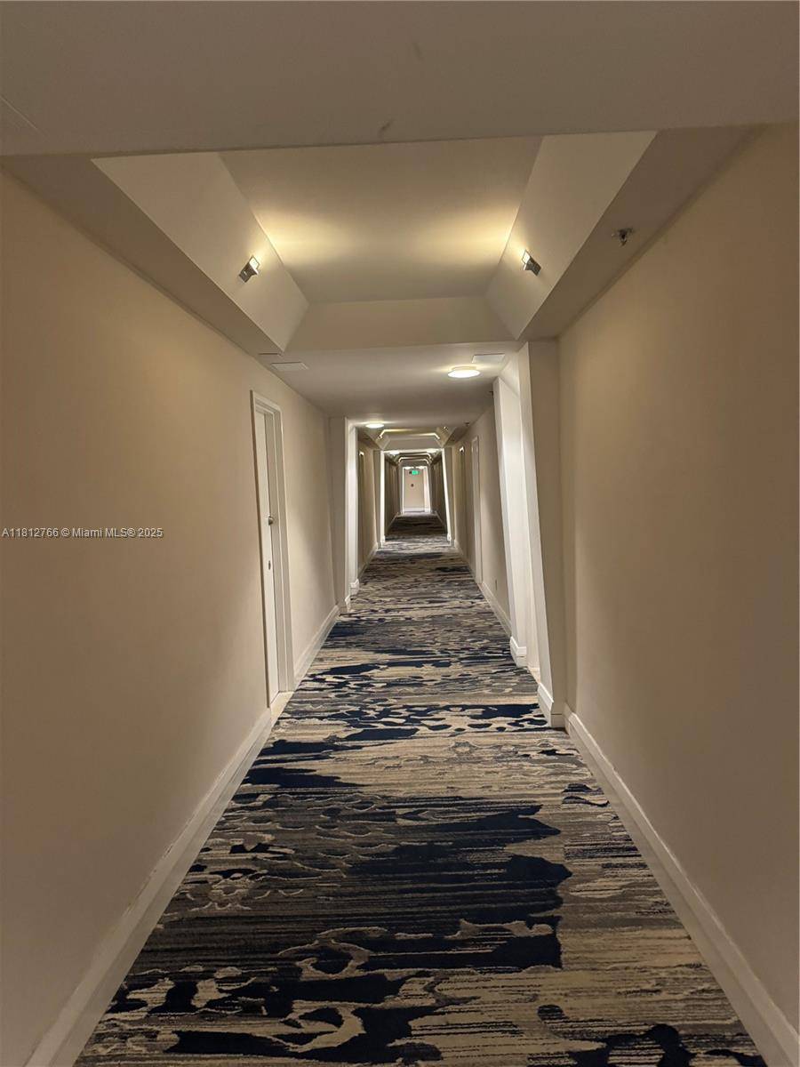 Miami Beach, FL 33140,5161 Collins Ave #315