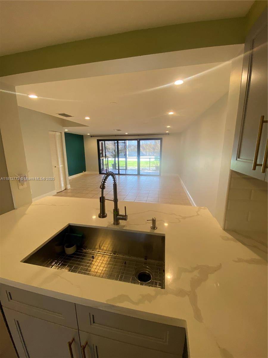 Sunrise, FL 33351,4751 NW 90th Ave