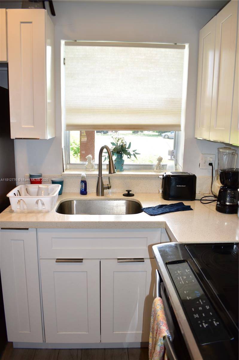 Sunrise, FL 33322,8951 Sunrise Lakes Blvd #108
