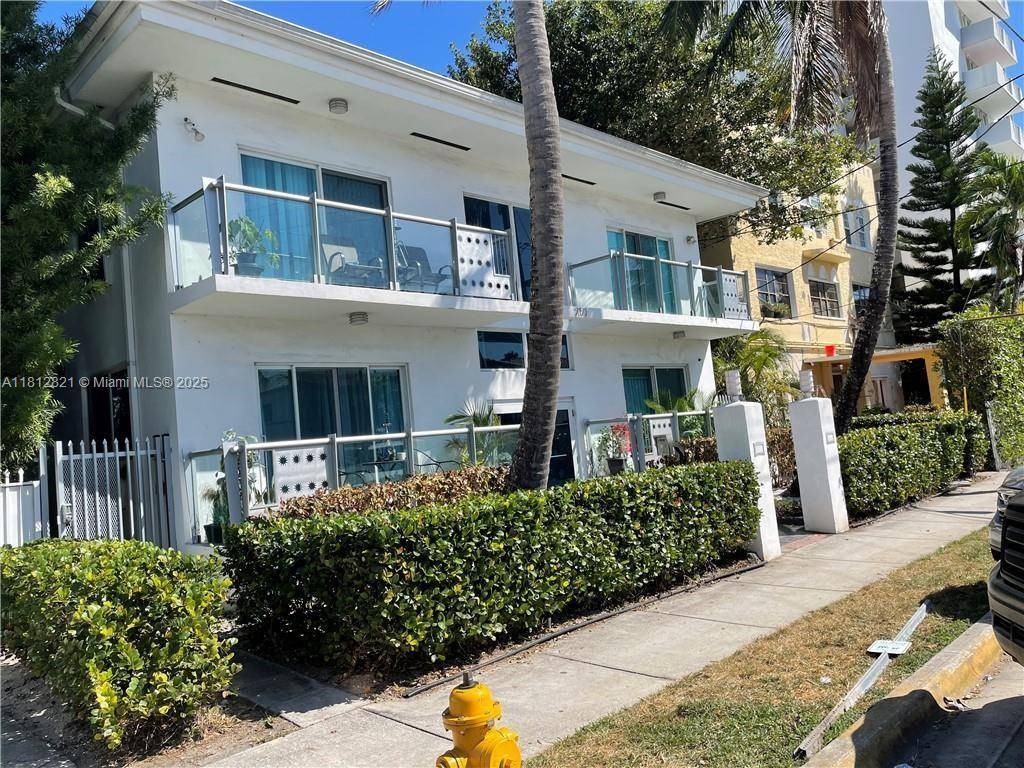 Miami Beach, FL 33141,7171 Bay Dr #9