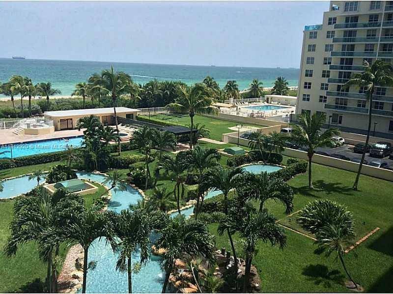 Miami Beach, FL 33140,5005 Collins Ave #515