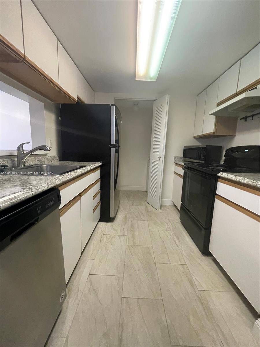 Coral Springs, FL 33076,9701 Westview Dr #1424