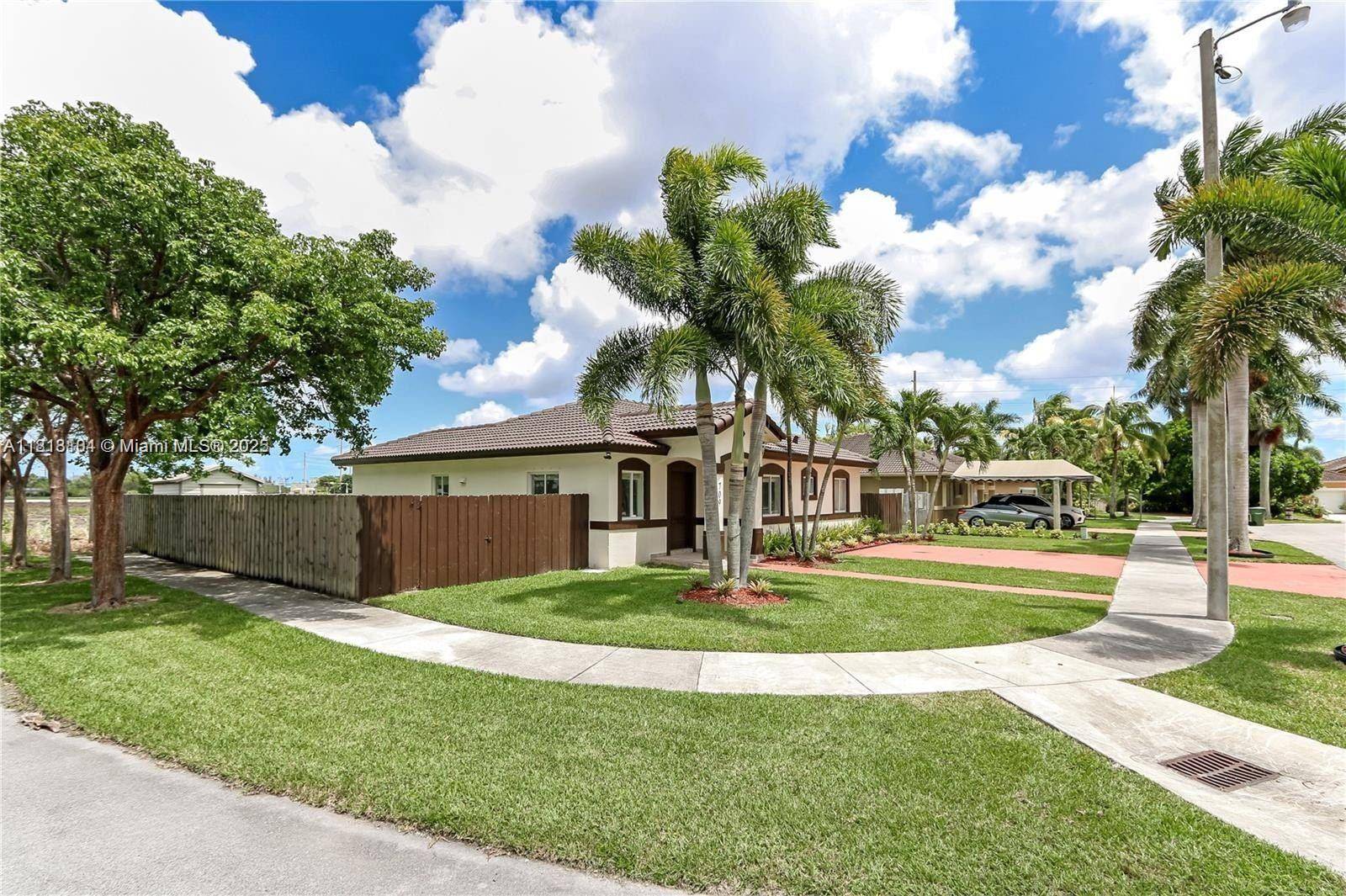 Homestead, FL 33033,709 SE 14th Pl