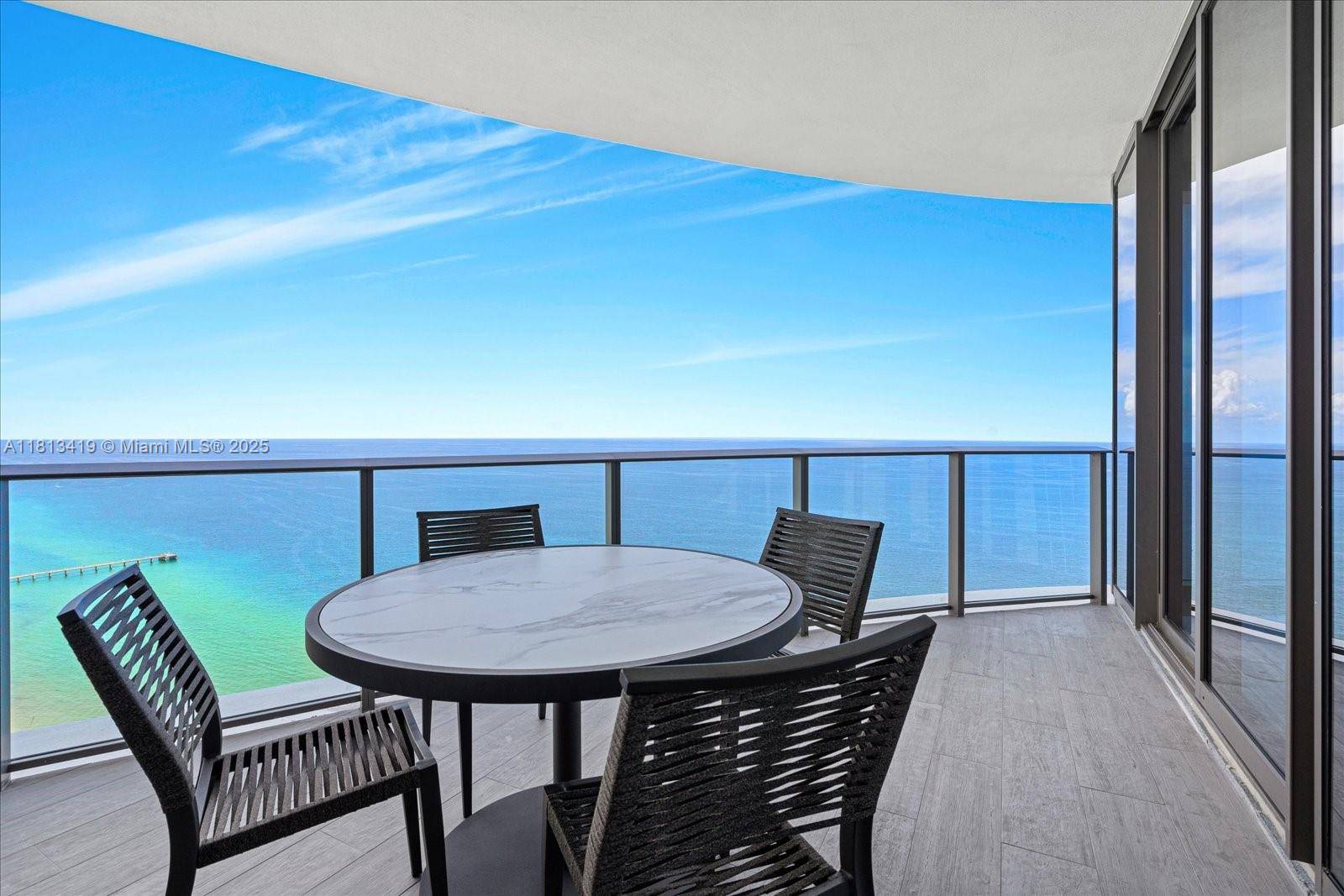 Sunny Isles Beach, FL 33160,15701 Collins Ave #4401
