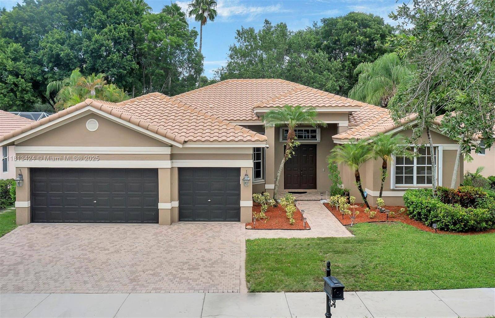 Weston, FL 33331,3943 Nighthawk Dr