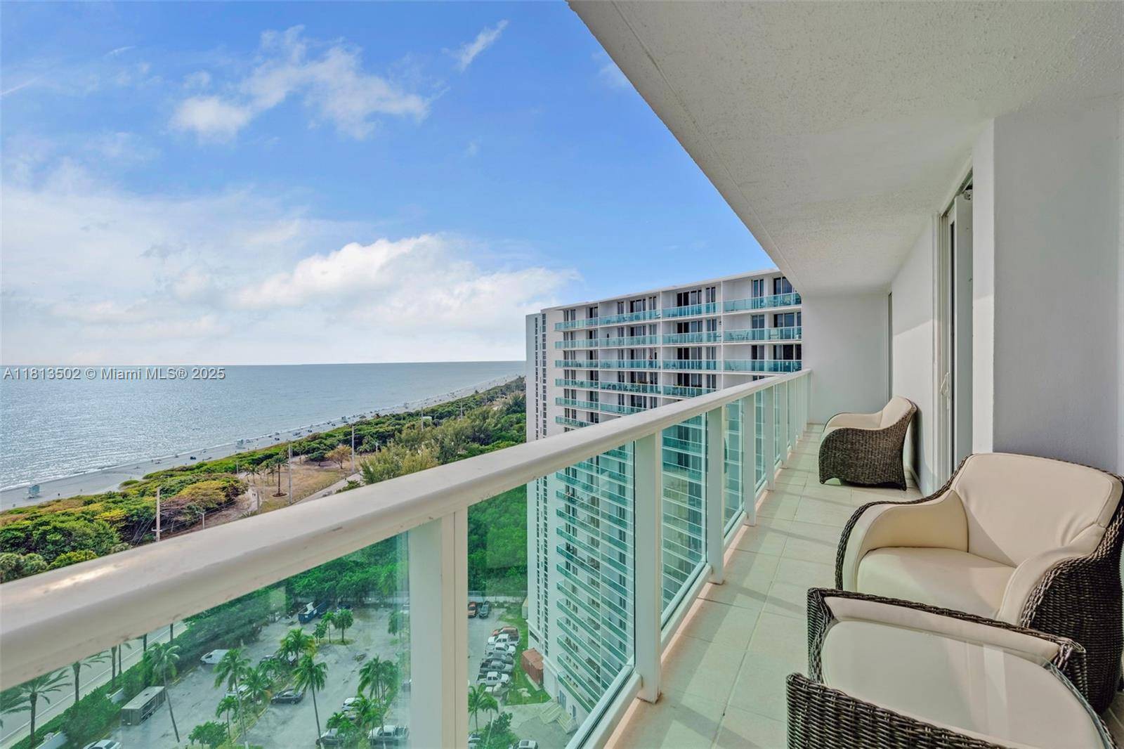 Sunny Isles Beach, FL 33160,100 Bayview Dr #2007