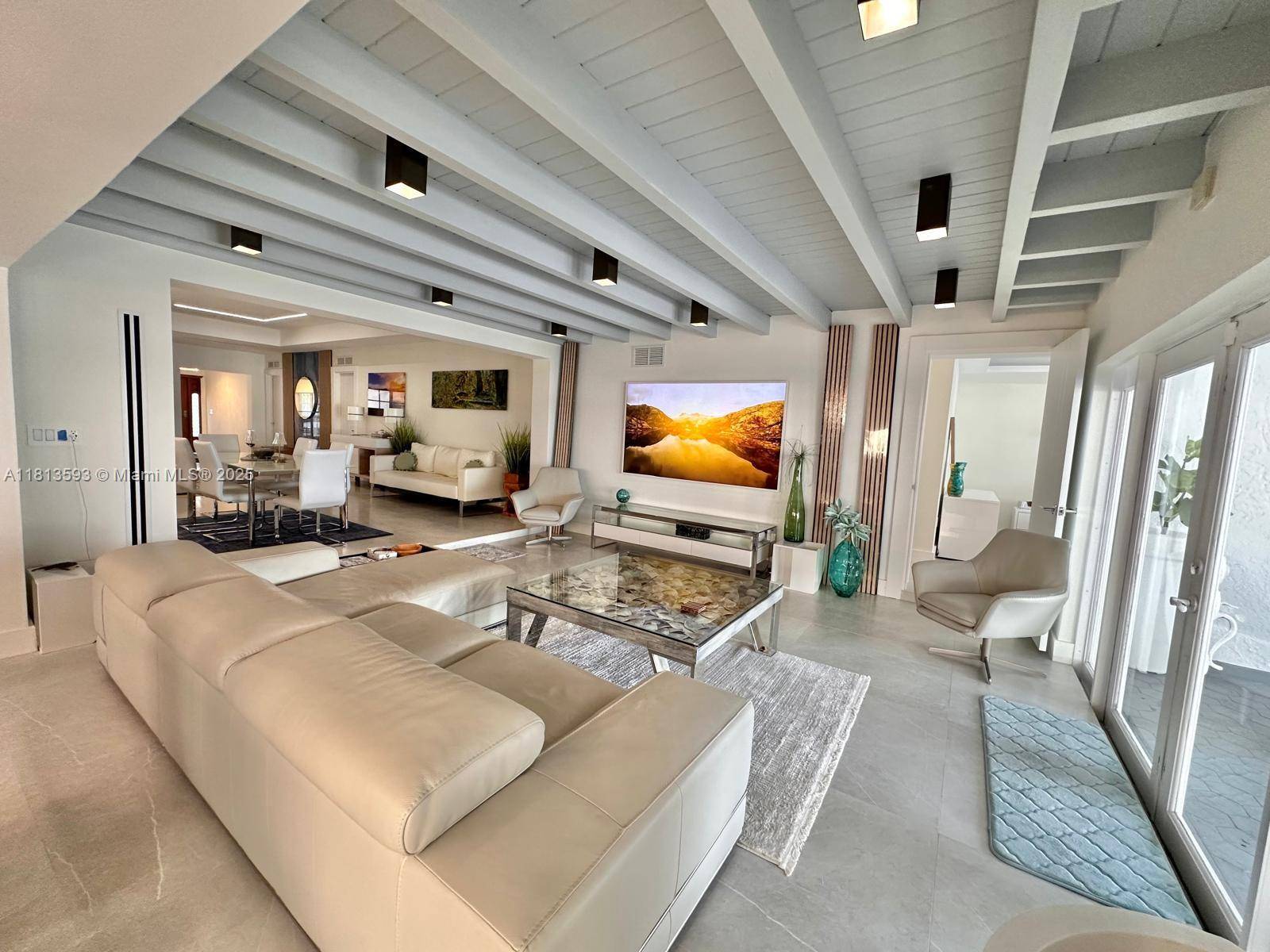 Miami Beach, FL 33141,1380 Stillwater Dr