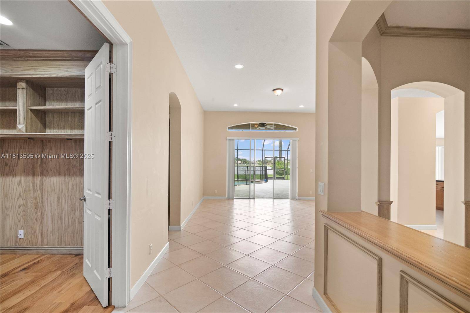 Pembroke Pines, FL 33029,18659 SW 12th St #0