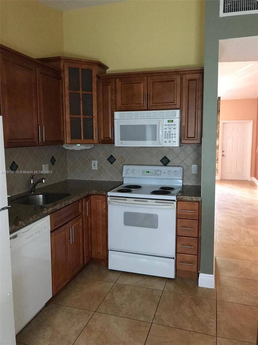 Miami, FL 33177,13342 SW 152nd St #2708