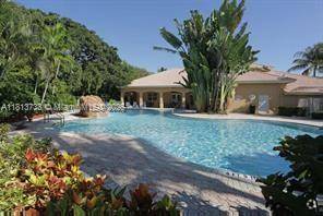 Coconut Creek, FL 33073,5580 NW 61st St #623
