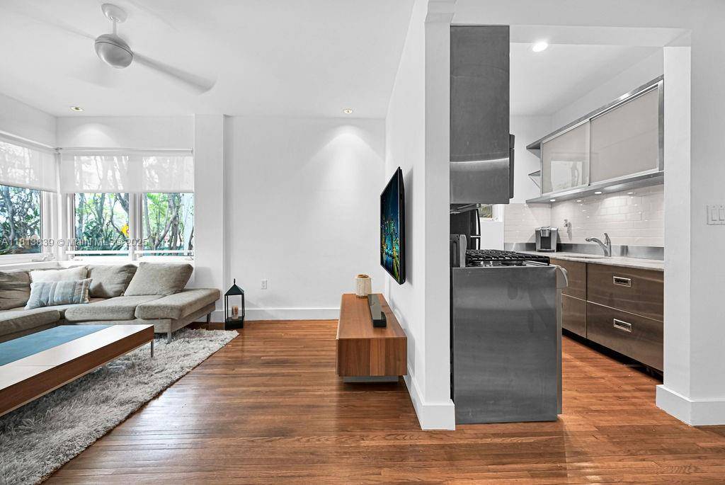 Miami Beach, FL 33139,1751 James Ave #102