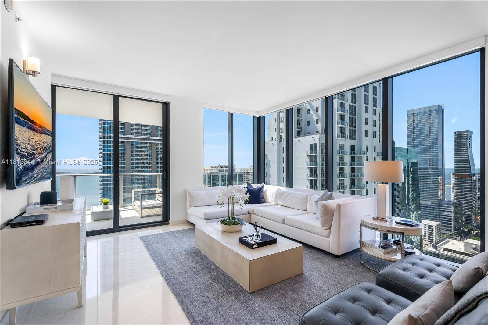 Miami, FL 33131,1010 Brickell Ave #4105