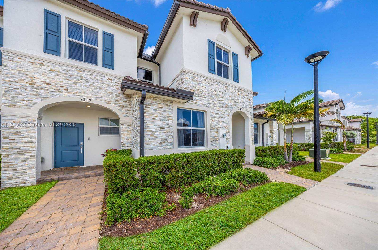 Miami, FL 33167,2327 NW 122nd Ter #2327