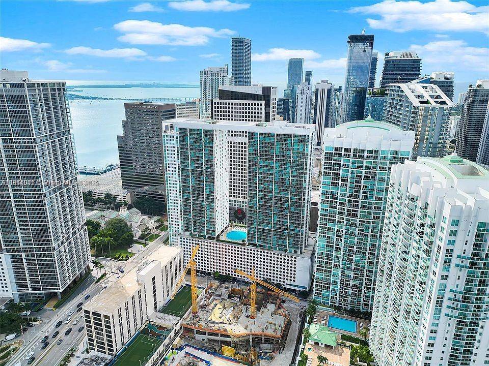 Miami, FL 33131,55 SE 6th St #1701