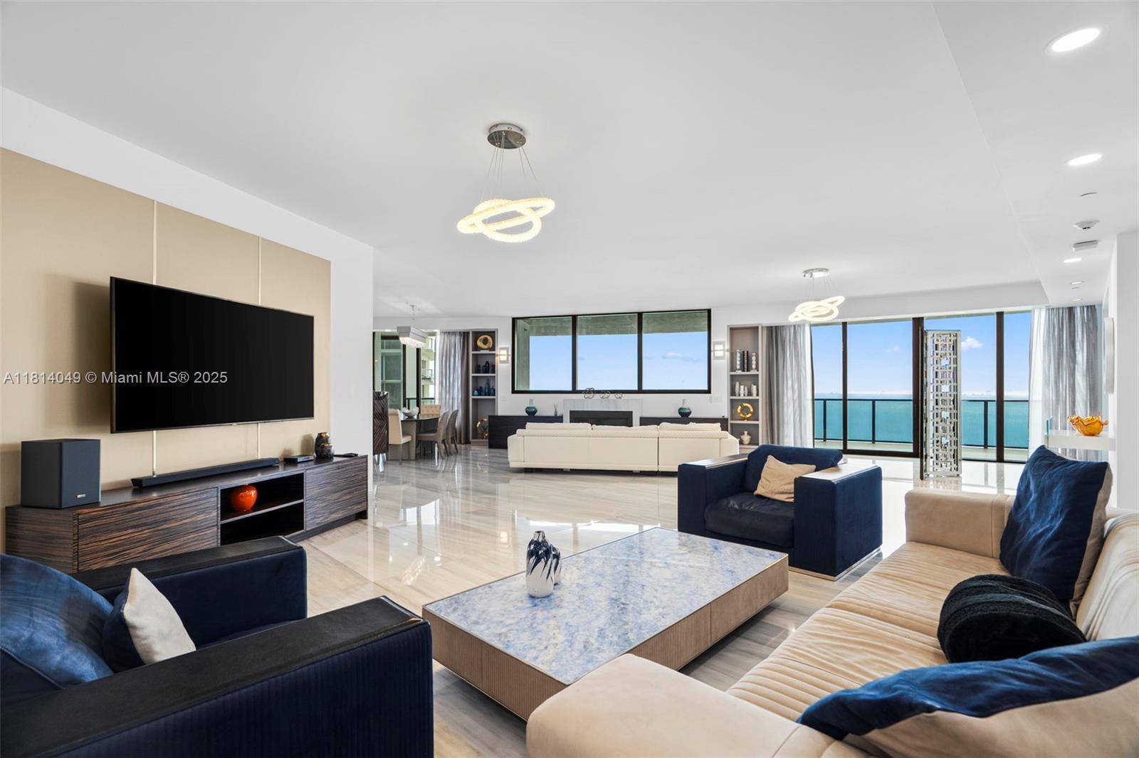 Sunny Isles Beach, FL 33160,18555 Collins Ave #2105