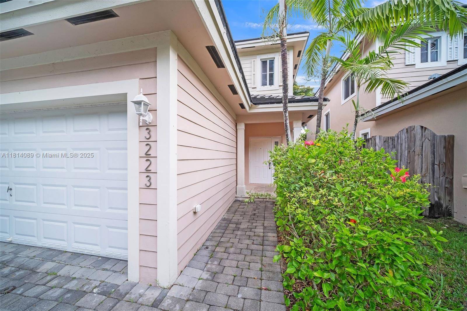 Homestead, FL 33033,3223 SE 2nd Dr