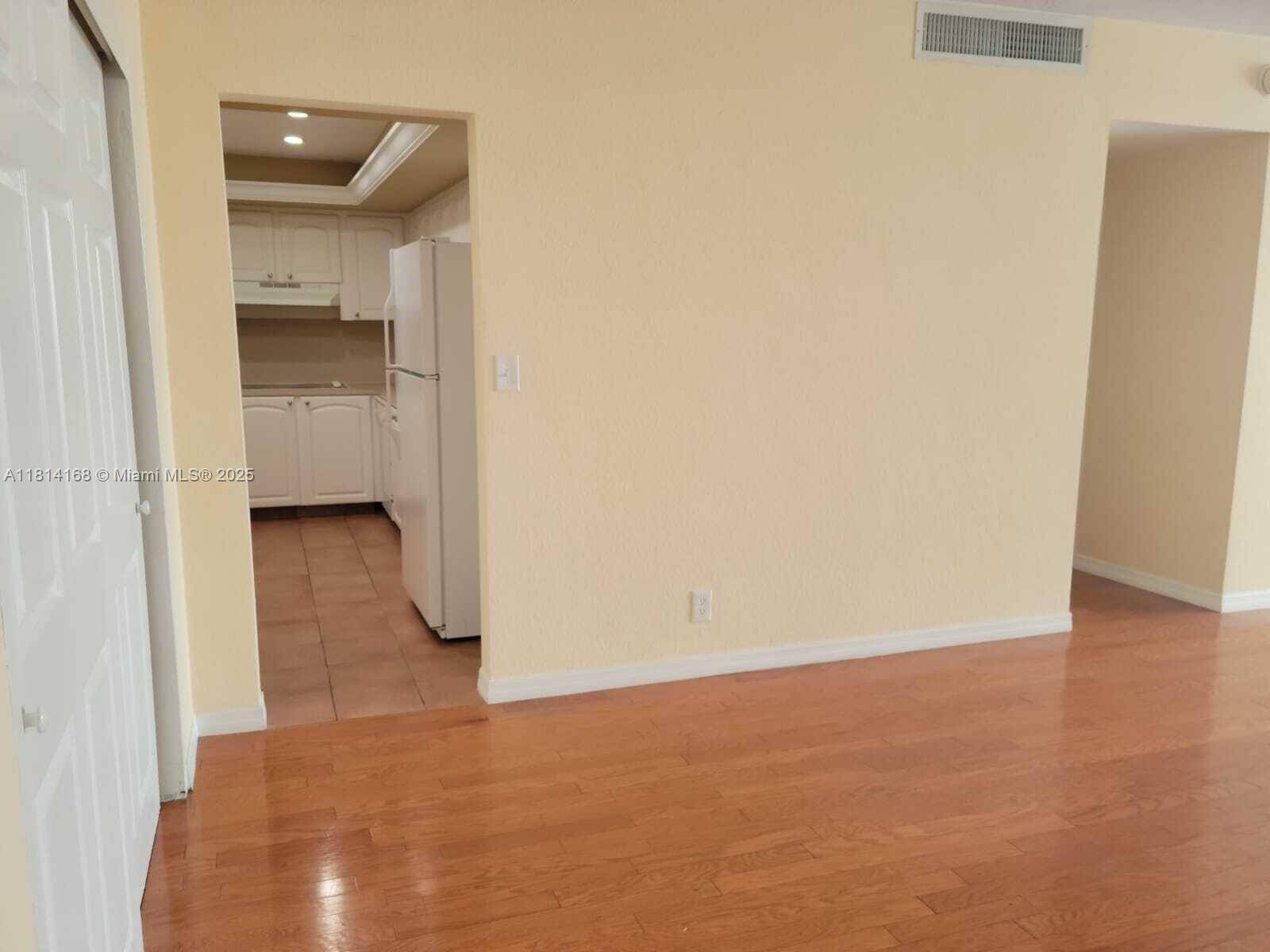Hollywood, FL 33019,3801 S Ocean Dr #3A