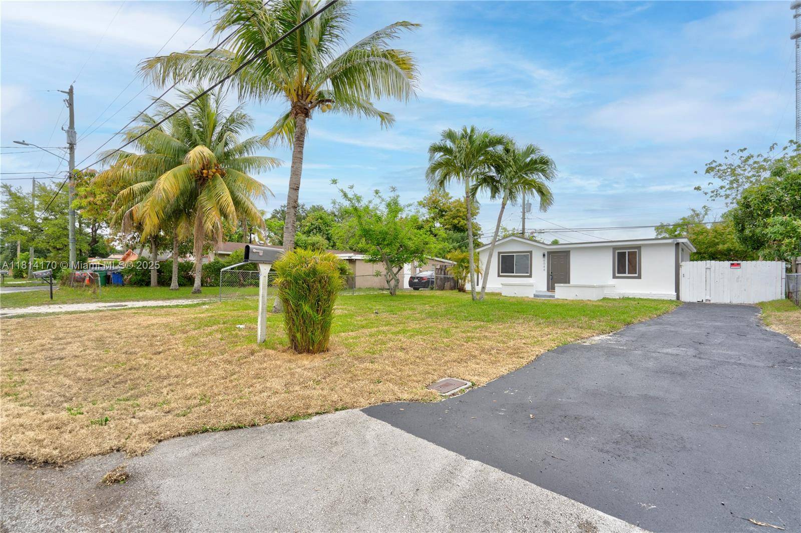 Miramar, FL 33023,6044 SW 37th St