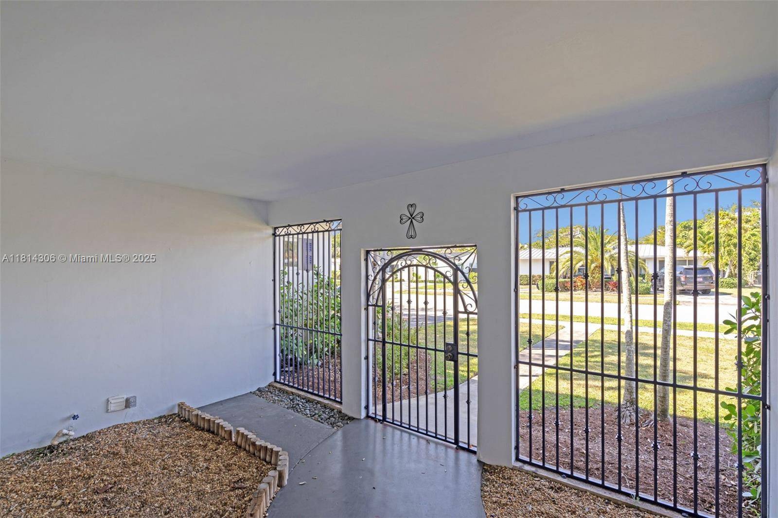 Miami, FL 33155,5740 SW 45th Ter