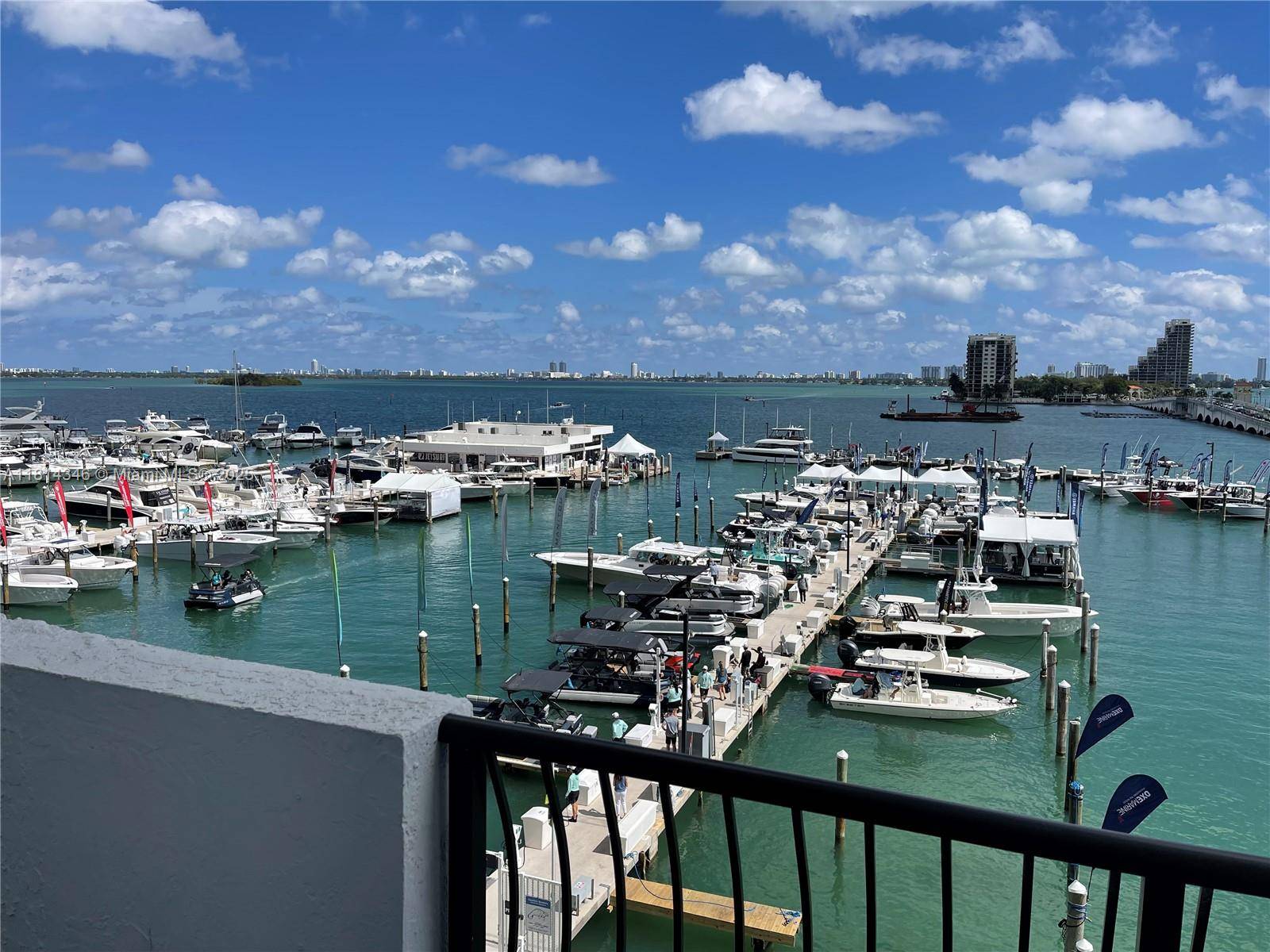 Miami, FL 33132,555 NE 15th St #512