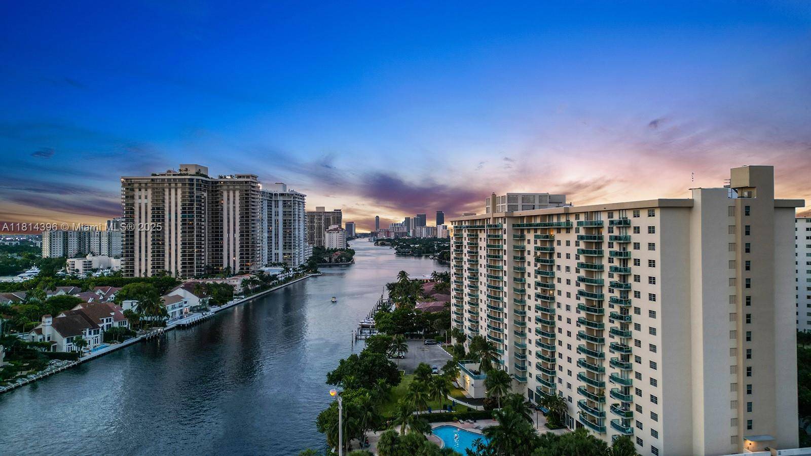 Sunny Isles Beach, FL 33160,19390 Collins Ave #PH-7