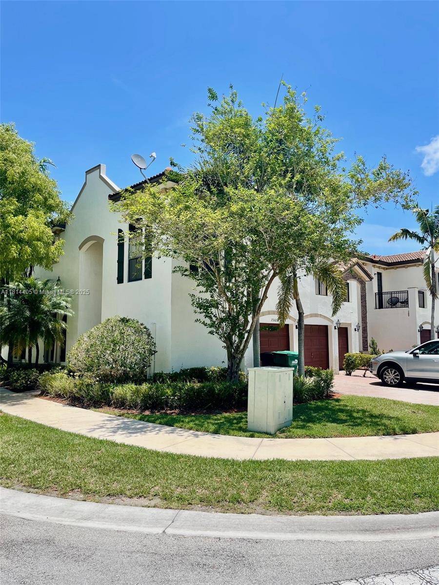 Homestead, FL 33032,23605 SW 113th Pass #23605