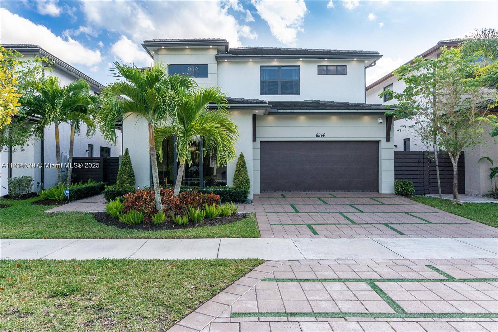 Miami Lakes, FL 33018,8814 NW 154th Ter