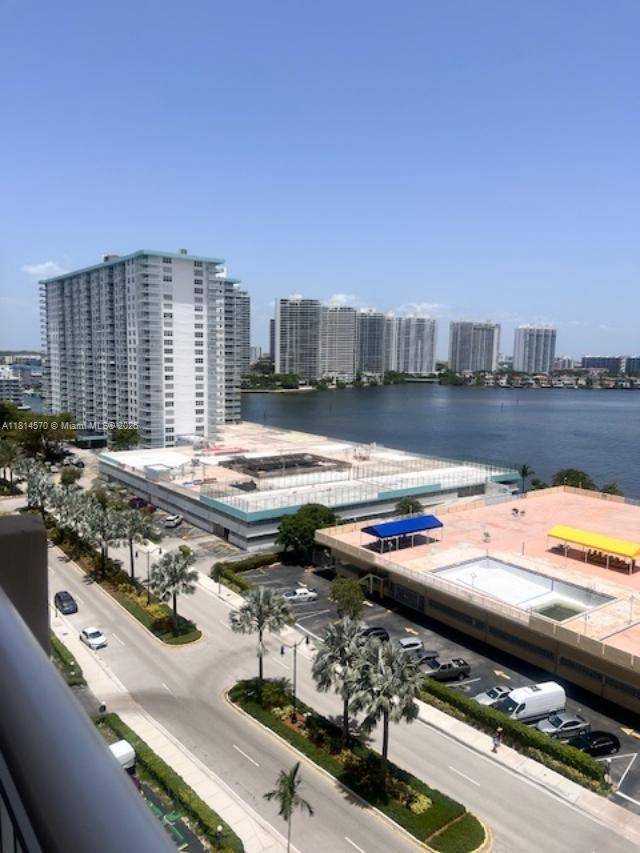 Sunny Isles Beach, FL 33160,250 174th St #1211