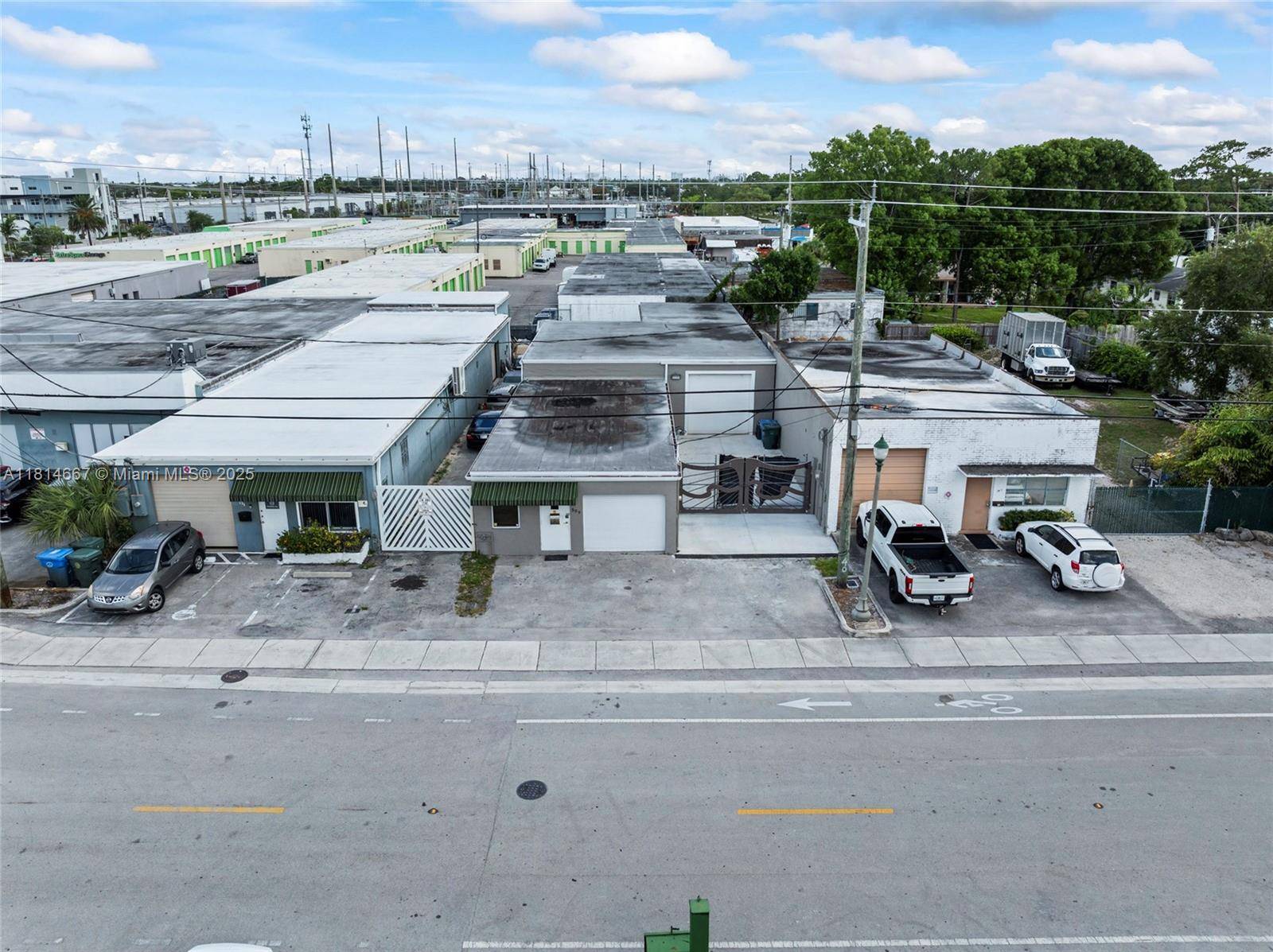 Oakland Park, FL 33334,539 NE 34th Ct