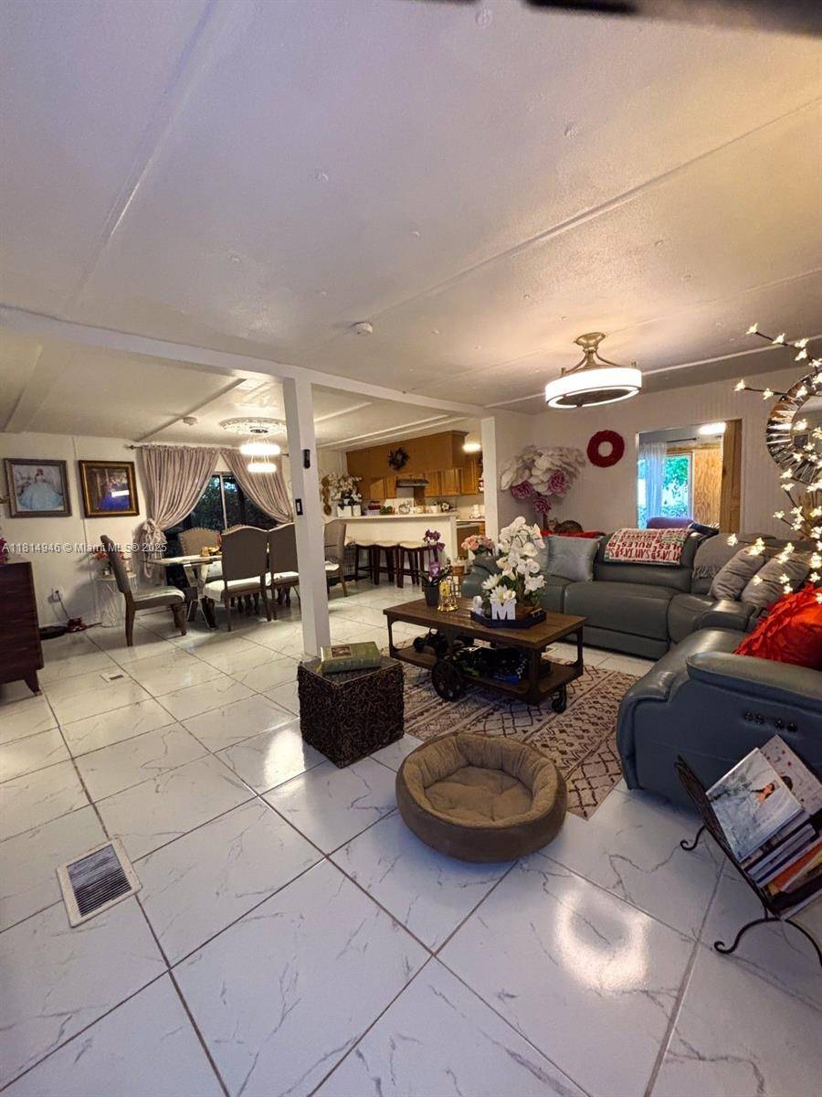 Davie, FL 33325,13191 SW 9th St