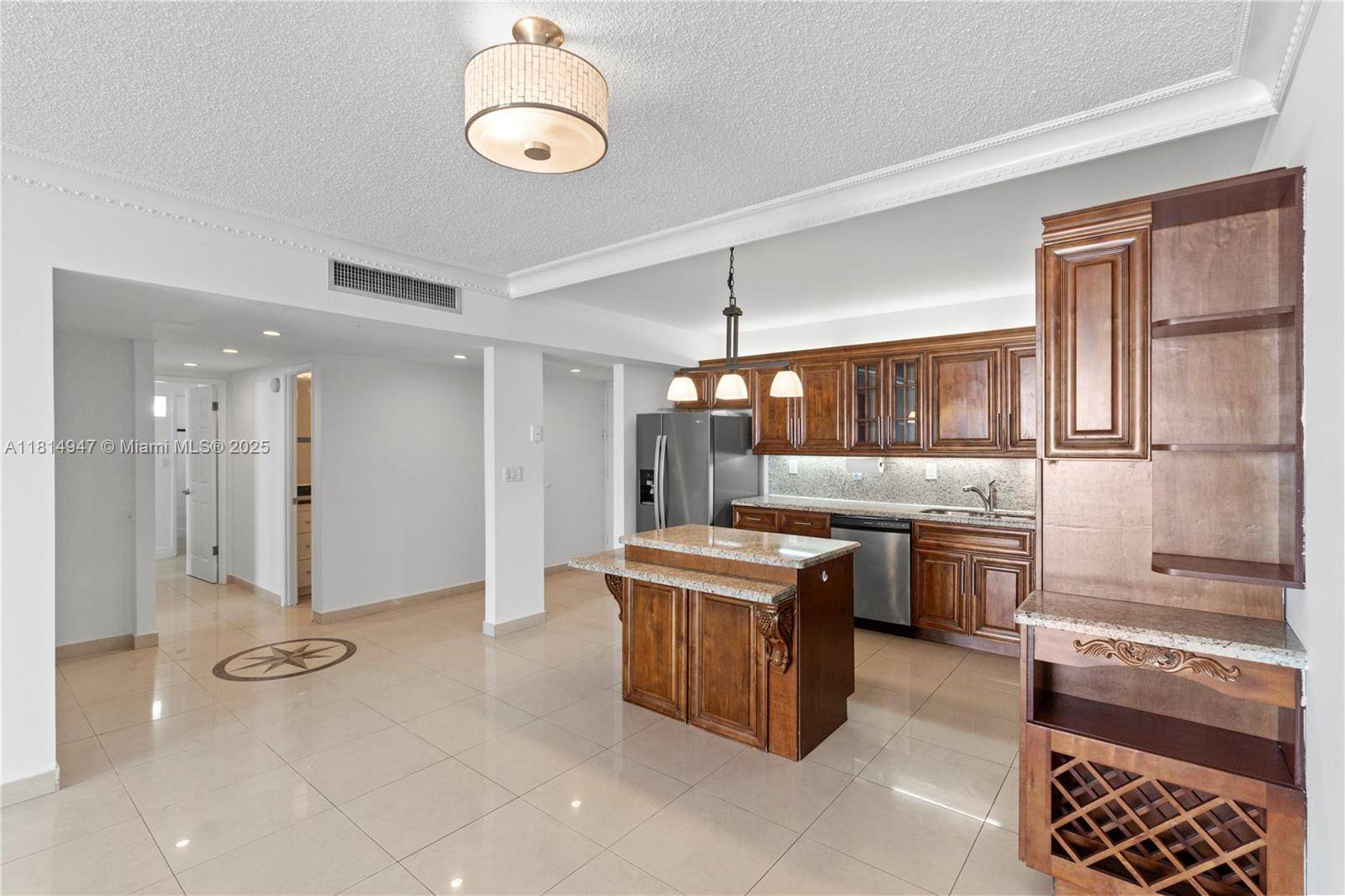 Sunny Isles Beach, FL 33160,19390 Collins Ave #502